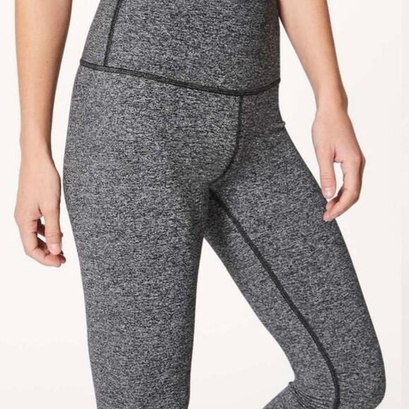 Lululemon Wunder Under High Rise 30” Legging Size 2 - Picture 2 of 6